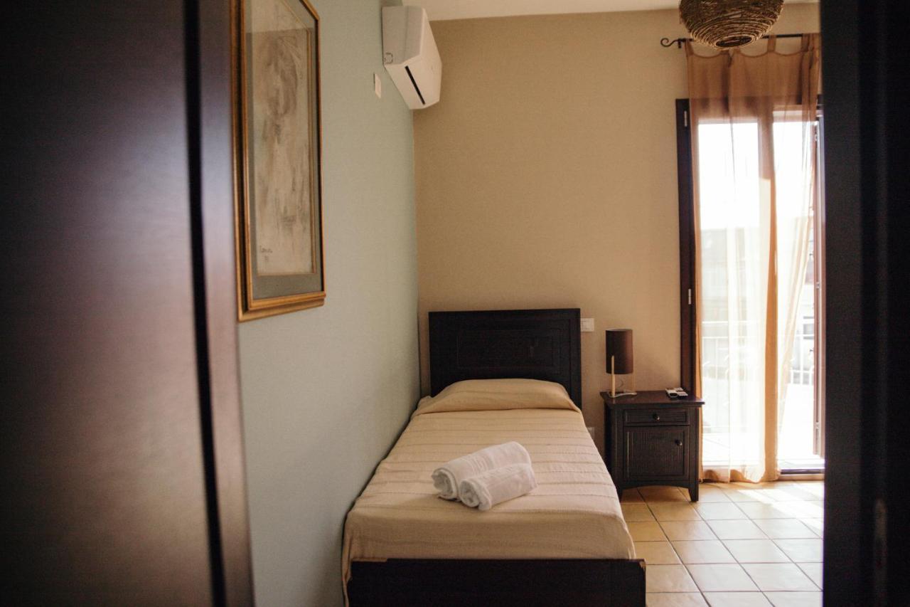 Le Antiche Colonne Bed & Breakfast Cinquefrondi Luaran gambar